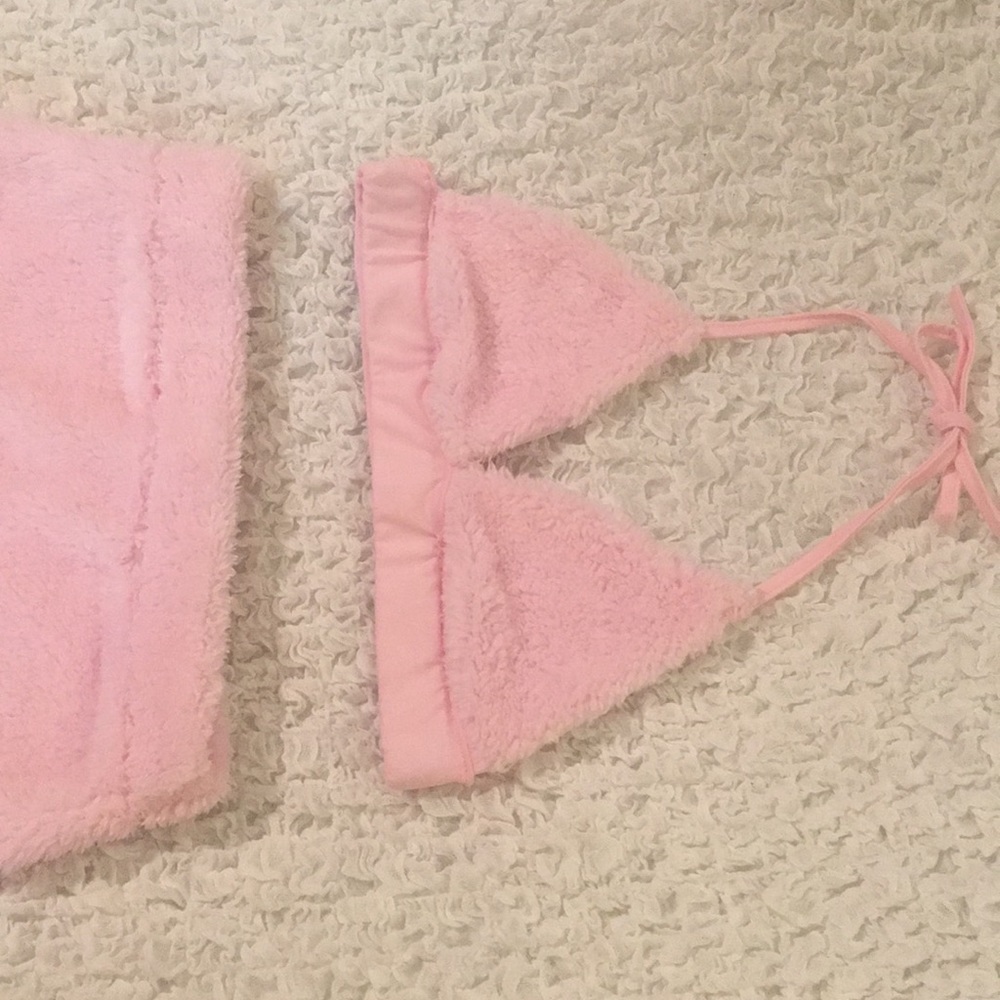 Fuzzy Pink Bikini Top & Skirt Rave SET - Picture 3 of 8